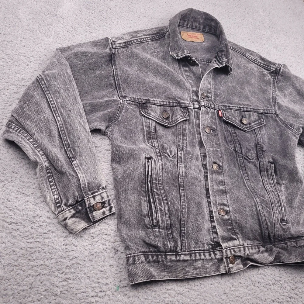 Vintage 80s Levis Denim Jacket Gray Acid Wash Mens Trucker Jean Jacket USA Small - Picture 11 of 15